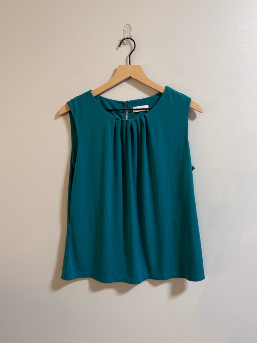 Calvin Klein Teal Pleated Sleeveless Camisole